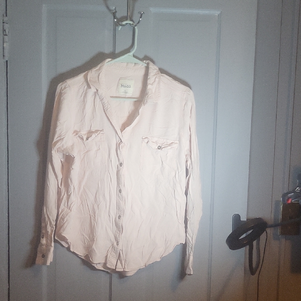 Mudd Light Pink Button-Up Blouse
